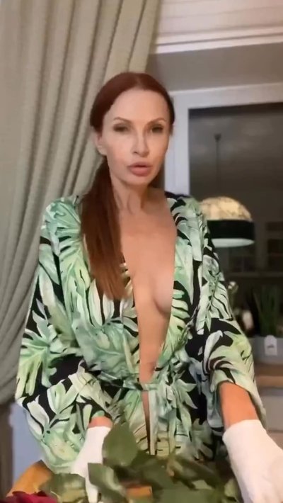 Эвелина Бледанс