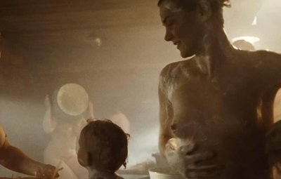 Анна Уколова