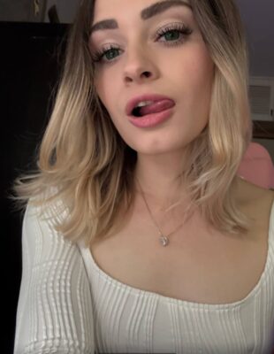 Алена Belleniko