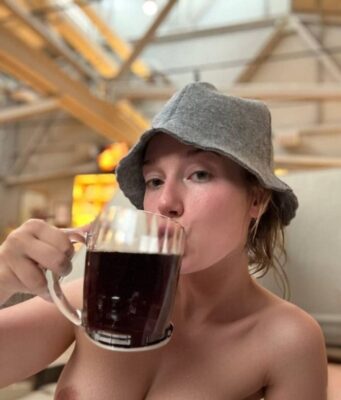 Катя Вяликова